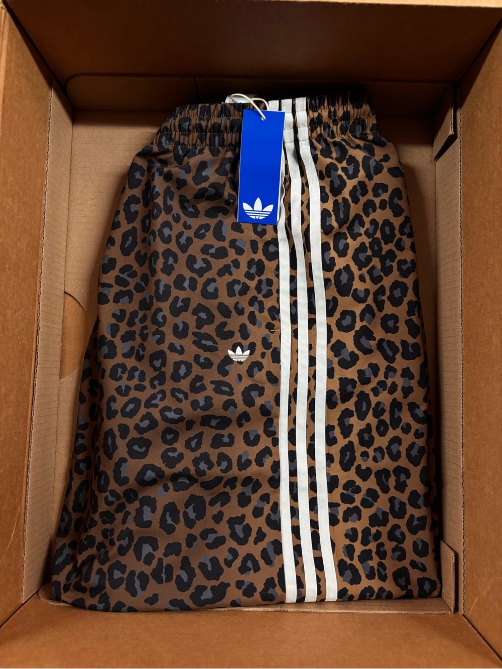 adidas Firebird Leopard Oversized Women's Track Pants Size XL JW7302